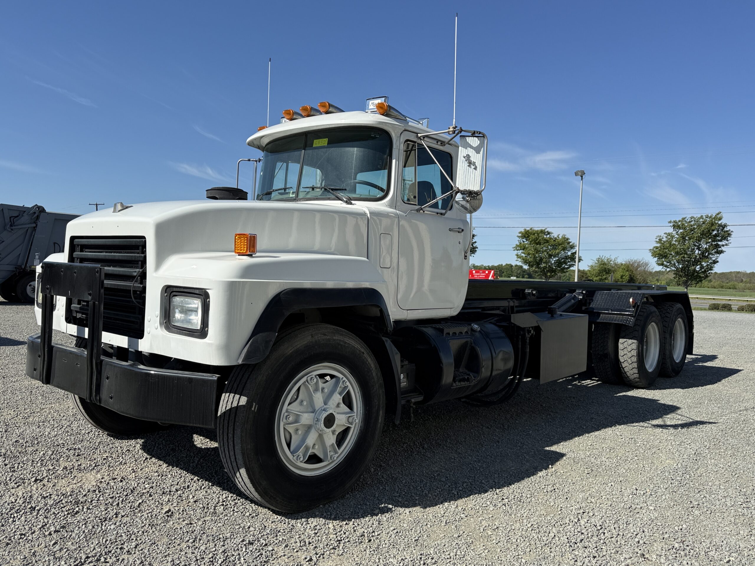 1998 Mack RD 688S | Tom's Truck Sales